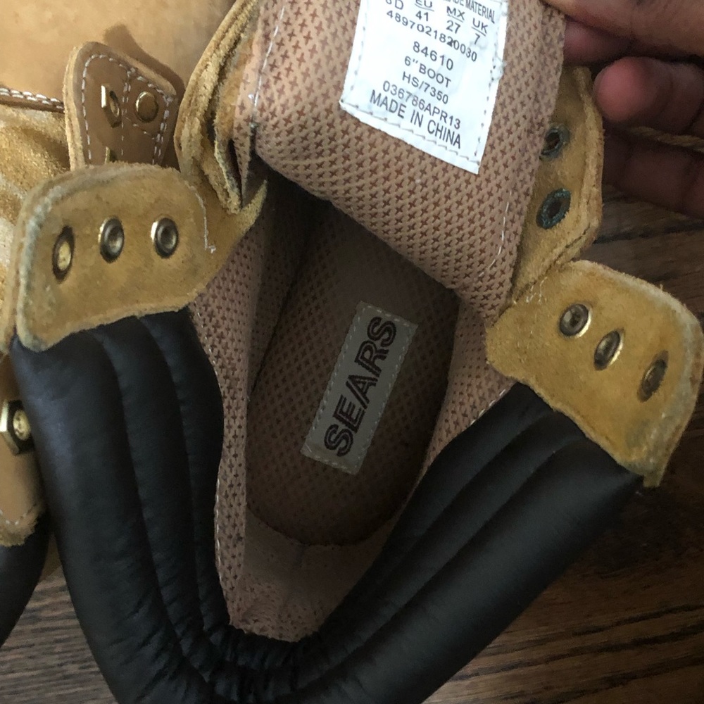 Shoes - Picture 6 of 6